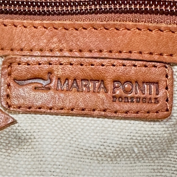 Marta Ponti Portugal | Large Rich Carmel Brown Genuine Woven Leather Hobo Bag - Picture 9 of 13